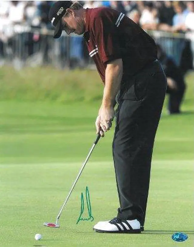 Main image of Ernie Els signed 11x14 Photo 2002 British Open putt- PSA Hologram