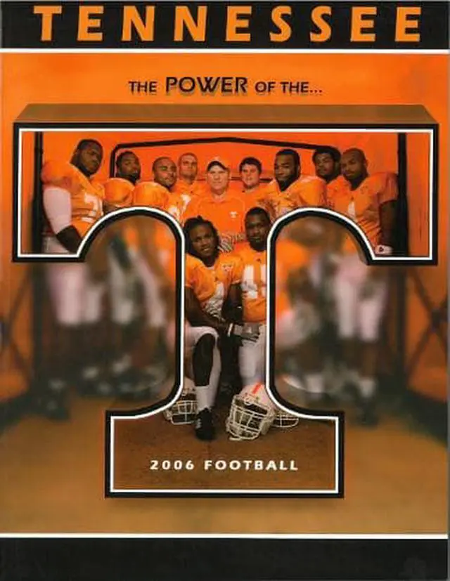 Main image of Tennessee Volunteers 2006 College Football Official Media Guide/Program- excellent condition (Phillip Fulmer)