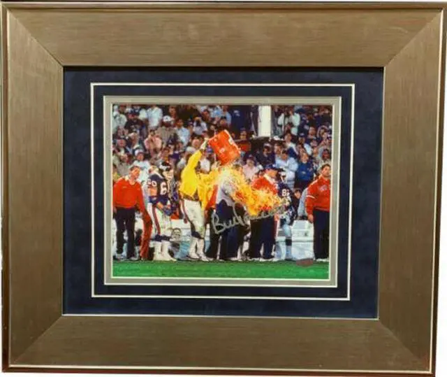 Main image of Bill Parcells signed New York Giants SBXXI Gatorade Celebration 8x10 Photo Custom Framing imperfect- Steiner Hologram