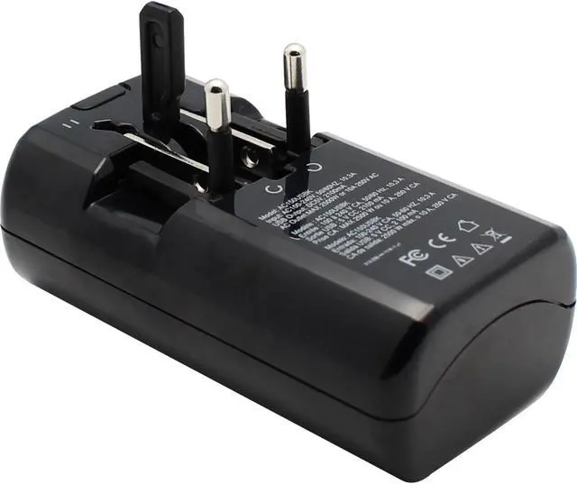 Main image of LENMAR AC150USBK Ultra Compact All-in-One Travel Adapter with USB Port ,Black
