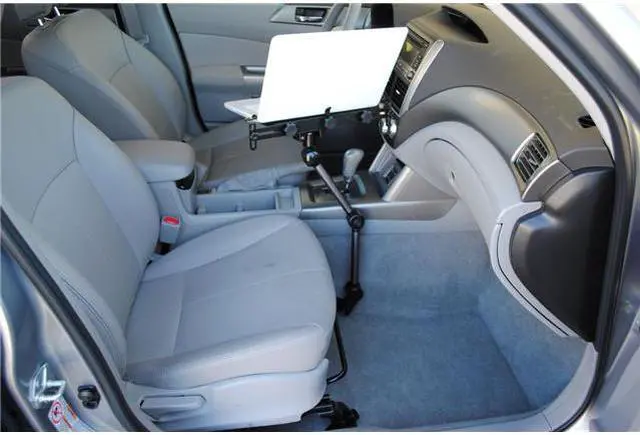 Alt view image 2 of 5 - Mobotron MS426 Portable Devices Car Mount Holder
