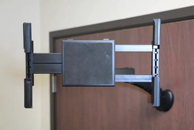 Alt view image 5 of 9 - Mobotron Universal iPad / Tablet / Smartphone Wall-Mount Holder - MH-209 Black
