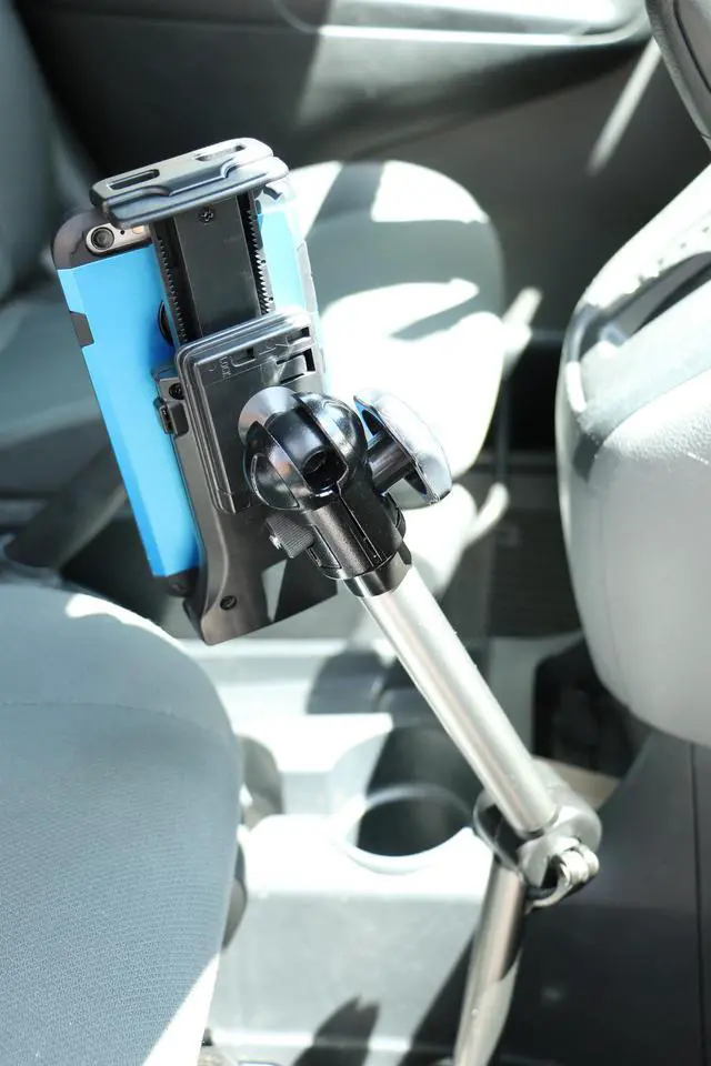 Alt view image 3 of 6 - Mobotron UTSM-01  Standard Mount: In-Car Universal Tablet/Smartphone Holder