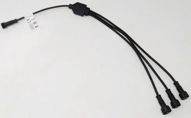 Main image of Ape Labs 3-Way IP65 PSU Splitter