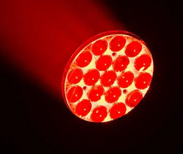 Alt view image 6 of 7 - Eliminator Mega Par Z Wash | 19x15W RGBW LEDs + Zoom | 10°60° Beam with Circle Control