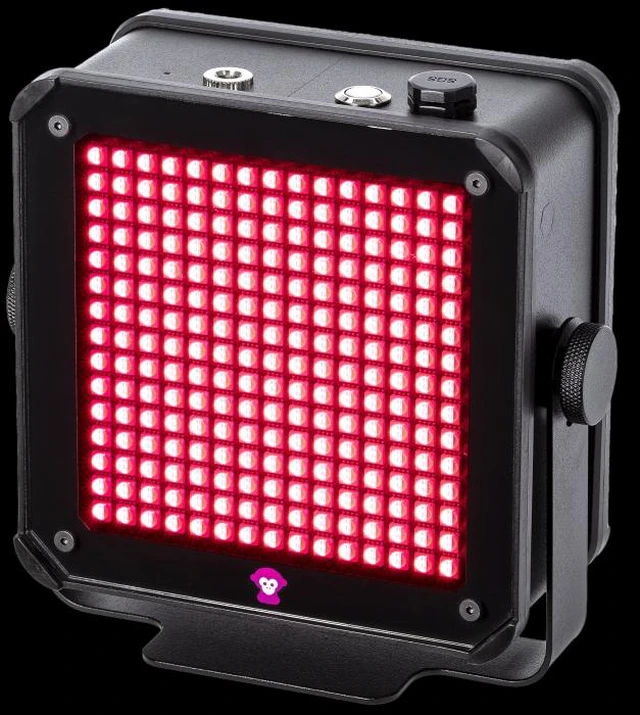 Alt view image 2 of 7 - Ape Labs Vega Solo | Battery-Powered 25-Pixel LED Floodlight | IP65 RGBaW Wash Light (ID: 100577)