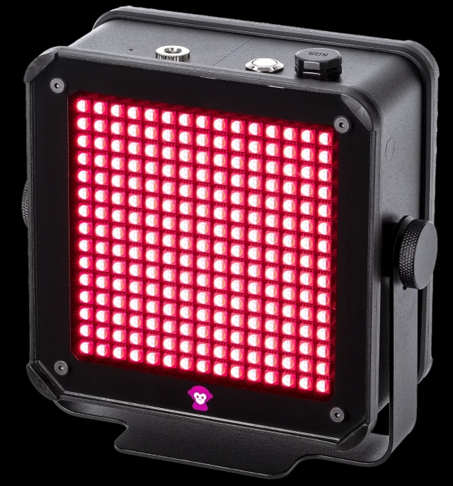 Alt view image 2 of 7 - Ape Labs Vega TourBox | 6 Battery-Powered 25-Pixel LED Floodlights | SoftBag, Charger & Remote (ID: 100590)