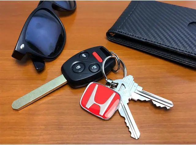 Alt view image 3 of 5 - iPick Image - Honda Red H Logo Chrome Die-cast Metal Key Chain - Honda