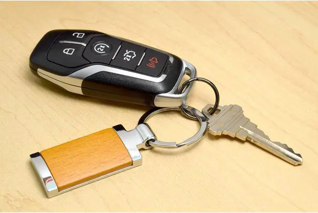 Alt view image 3 of 5 - Ford F-150 Platinum Laser Engraved Maple Wood Chrome Metal Trim Key Chain