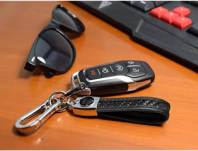 Alt view image 2 of 5 - Ford Thunderbird in Black Real Carbon Fiber Loop-Strap Chrome Hook Key Chain