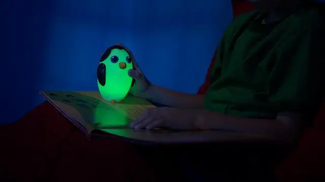 Alt view image 4 of 9 - Bright Time Buddies, Penguin - The Night Light Lamp You Can Take with You!