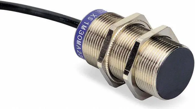 Main image of TELEMECANIQUE SENSORS XS4P30MB230 Proximity Sensor, Inductive, 15mm, 2Wire, NC