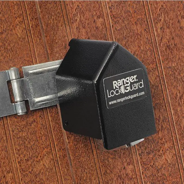Main image of RANGER LOCK RGST-1L Padlock Guard,Hardened Steel,Blk,2-3/4"L