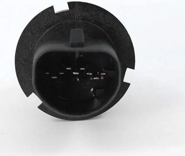 Alt view image 6 of 6 - BulbAmerica 9004 - 65/45W 12V Halogen Xenon Clear Automotive Bulb