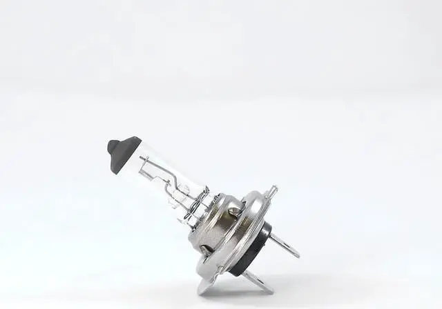 Alt view image 4 of 5 - BulbAmerica H7 - 55W 12V Halogen Xenon Clear Automotive Bulb