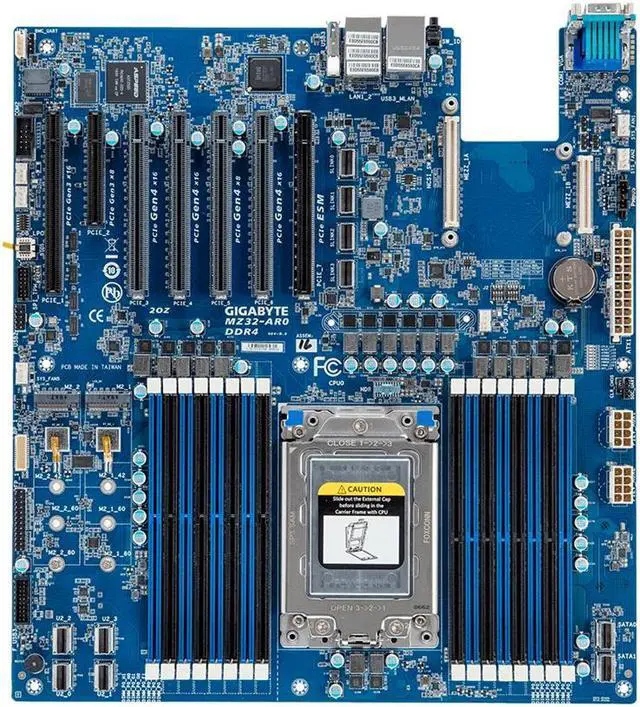 Gigabyte MZ32-AR0 Server Motherboard AMD Chipset Socket SP3