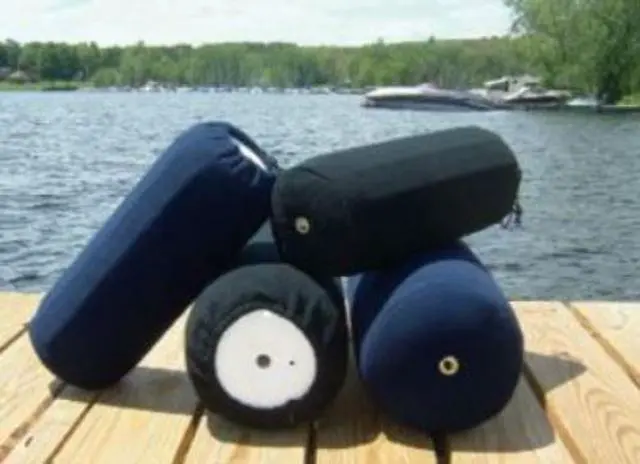Alt view image 2 of 2 - PREMIUM  FENDER CVR LARGE NAVY