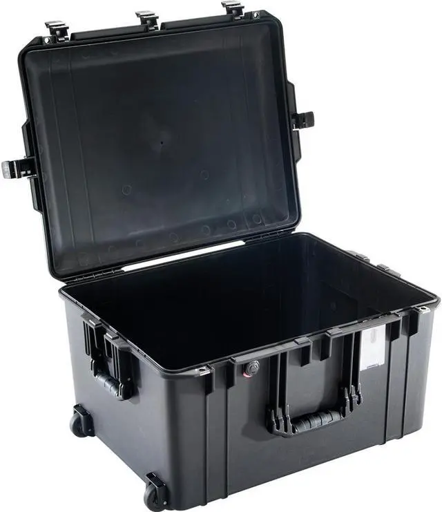 Main image of Pelican 1637NF Protector Case without Foam, Black #016370-0011-110
