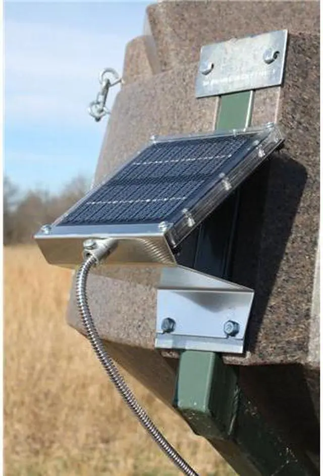 Alt view image 2 of 7 - Boss Buck BB-7912 12V Universal Solar Panel