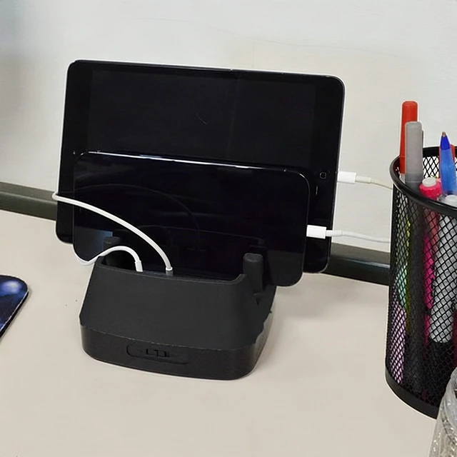 Alt view image 3 of 4 - 3-Port USB Fast Wall Charger 30W Charging Block Phone Tablet Power Adapter New