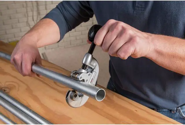 Alt view image 6 of 9 - RIDGID 32920 Tubing Cutter,Copper, Brass, Aluminum