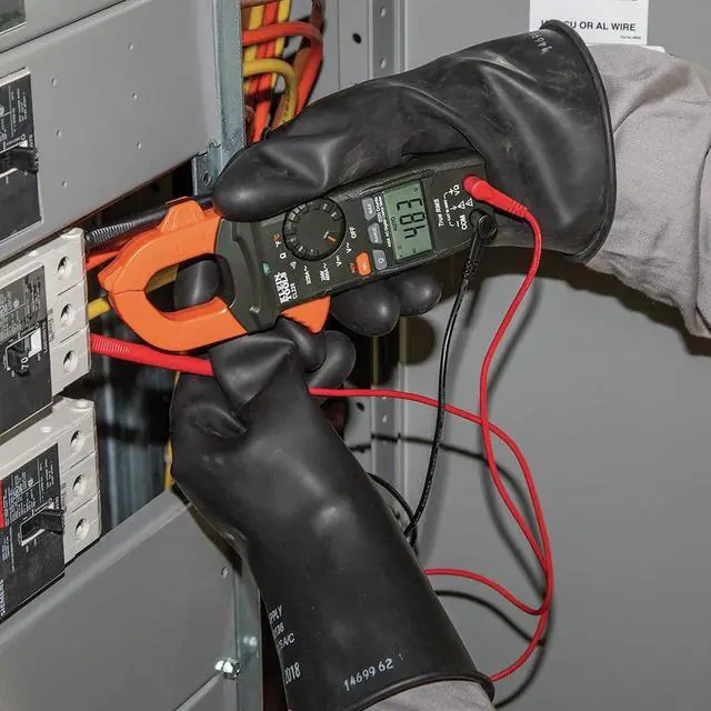 Alt view image 6 of 13 - Klein Tools CL220 400 Amp Auto-Ranging Digital Clamp Meter with Temperature/Non-Contact Voltage Detector
