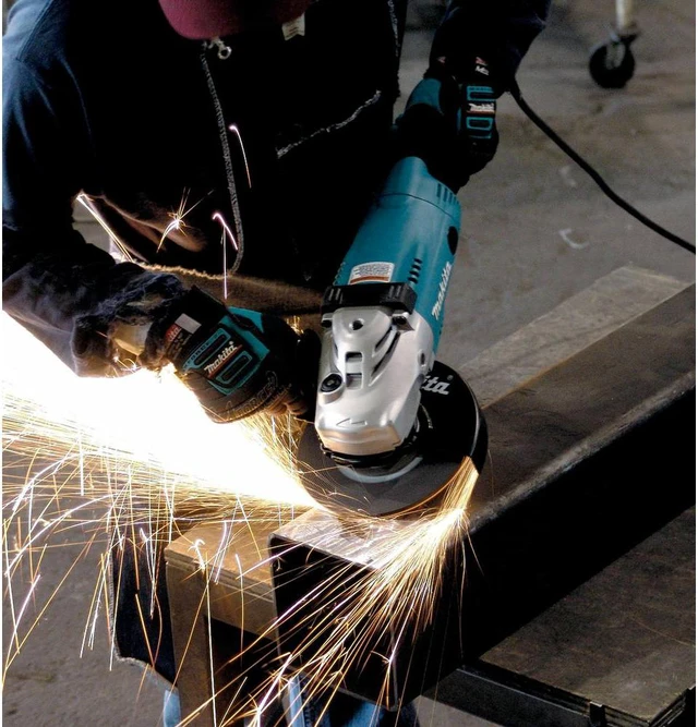 Alt view image 4 of 4 - Makita GA7021 7 in. Trigger Switch 15 Amp Angle Grinder