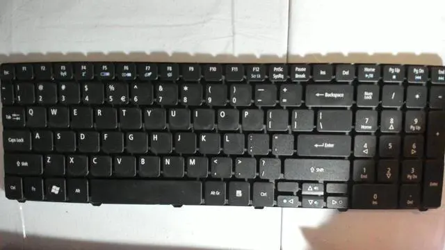 Alt view image 4 of 5 - Acer KB.I170A.172 Notebook Keyboard