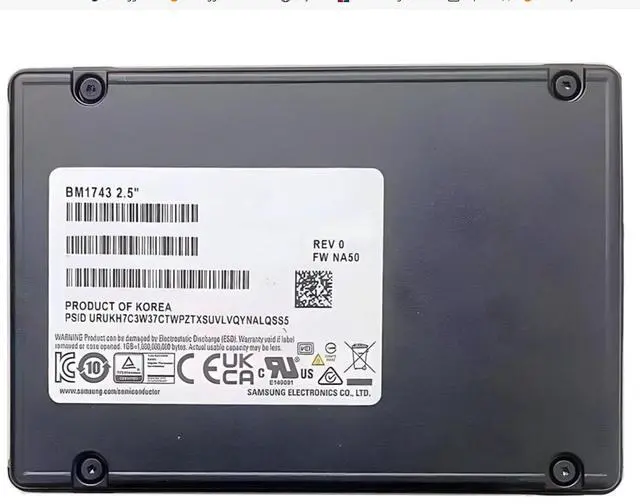 Alt view image 2 of 2 - Samsung BM1743 MZWMO15THCLF-00AW7 15.36TB 2.5-inch U.2 PCI Express Gen.4 x4 Solid State Drive