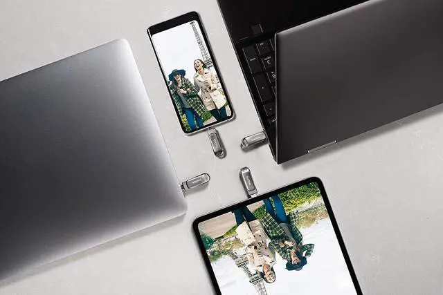 Alt view image 3 of 7 - SanDisk 2TB Ultra Dual Drive Luxe USB Type-C, Up to 400MB/s, USB 3.2 Gen 1, -in-1 Drive for USB Type-C and USB Type-A, Silver Metal Flash Drive (SDDDC4-2T00-G46)