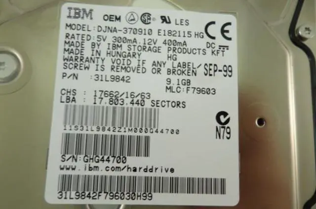 Alt view image 4 of 5 - IBM 9.1Gb IDE 7200rpm 3.5in HDD ( 31L9842 DJNA-370910  IBM )