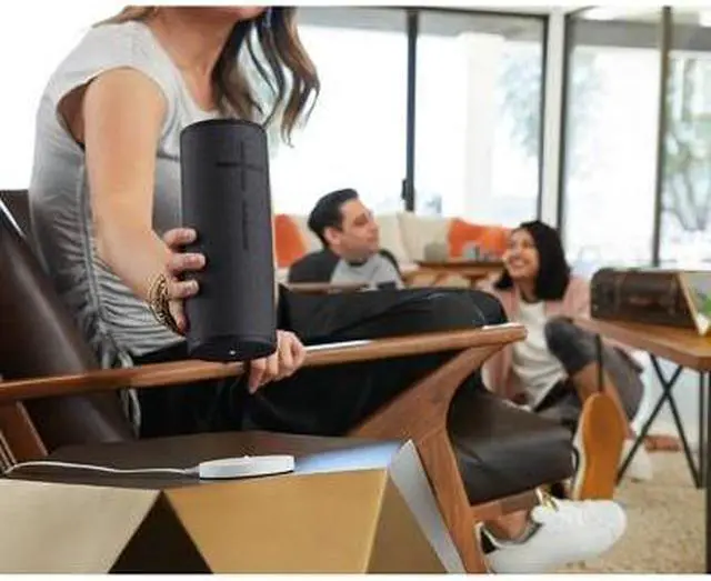 Alt view image 3 of 3 - Ultimate Ears Megaboom 3 Wireless Speaker - Black