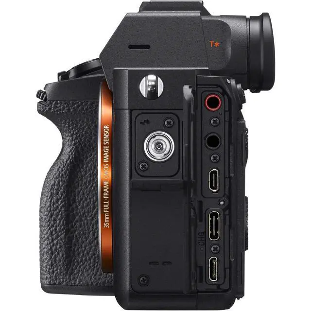 Alt view image 9 of 9 - Sony Alpha a7R IV 61.0MP Mirrorless Camera - Black (Body Only)