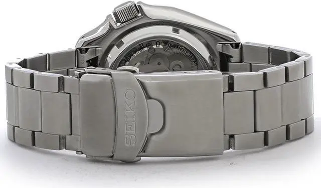 Alt view image 6 of 8 - Seiko SRPD63 5 Sports 24-Jewel Automatic Watch - Green
