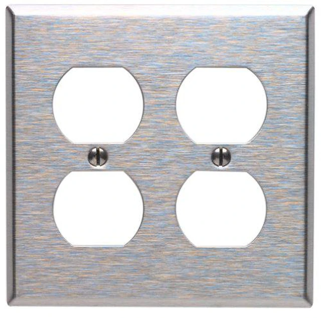 Alt view image 4 of 5 - 84016 2-Gang Dplx Device Rcptcl Wlplt, Stndrd, Device Mount, Stainless Steel
