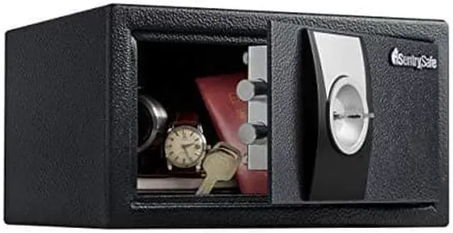 Alt view image 3 of 3 - Sentry Safe Security Safe
