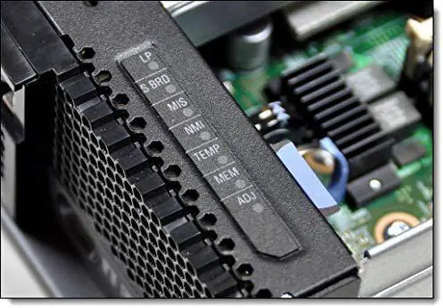 Alt view image 8 of 10 - Lenovo 00WH151 Usb Memory Key For Vmware Esxi 6.0 Update 2 - Box Pack - 1 Server