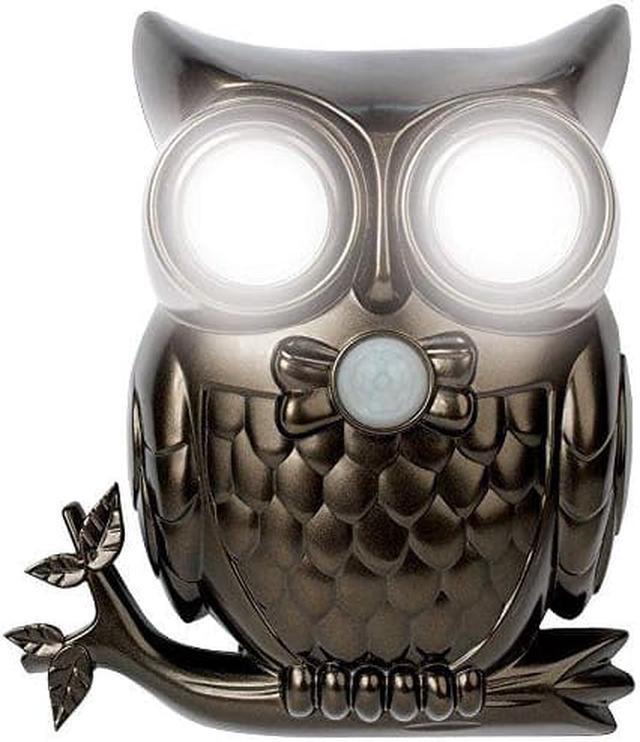 Alt view image 2 of 2 - ideaworks jb7682 decorative led motion sensor hooting owl light, black
