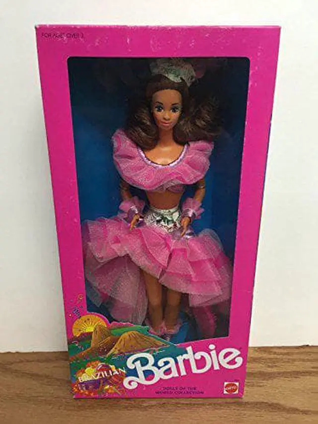 Alt view image 3 of 3 - Brazilian Barbie - Dolls of the World