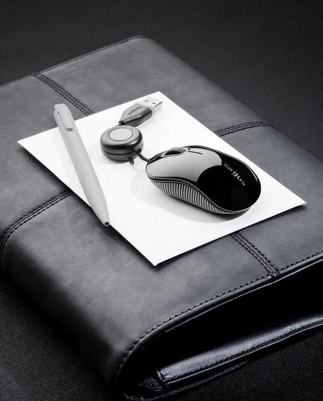 Alt view image 18 of 20 - Targus Compact BlueTrace Mouse - AMU75US