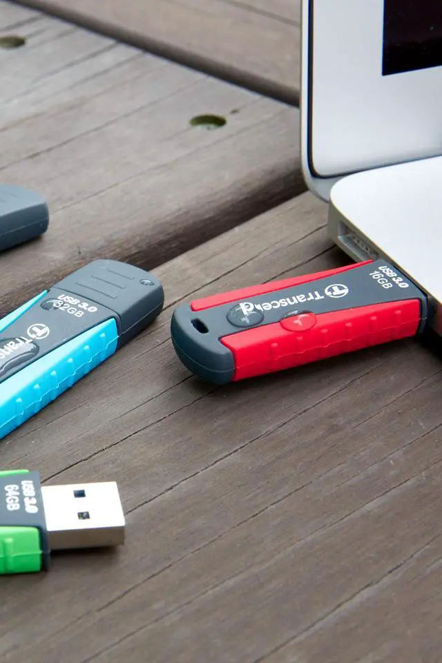 Alt view image 13 of 15 - Transcend JetFlash 810 64 GB USB 3.0 Flash Drive - Black, Green