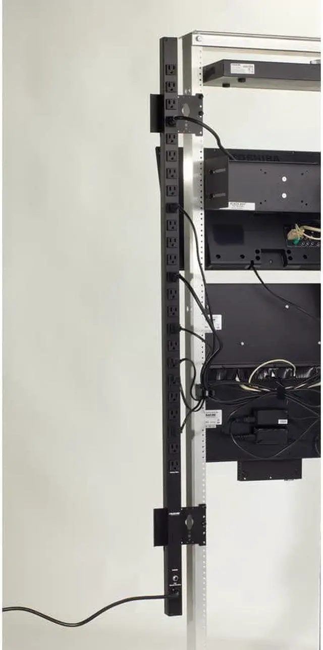 Alt view image 3 of 3 - Black Box Vertical PDU - 15-Amp Single Circuit, 120V, 24-Outlet, 5-15R, 5-15P