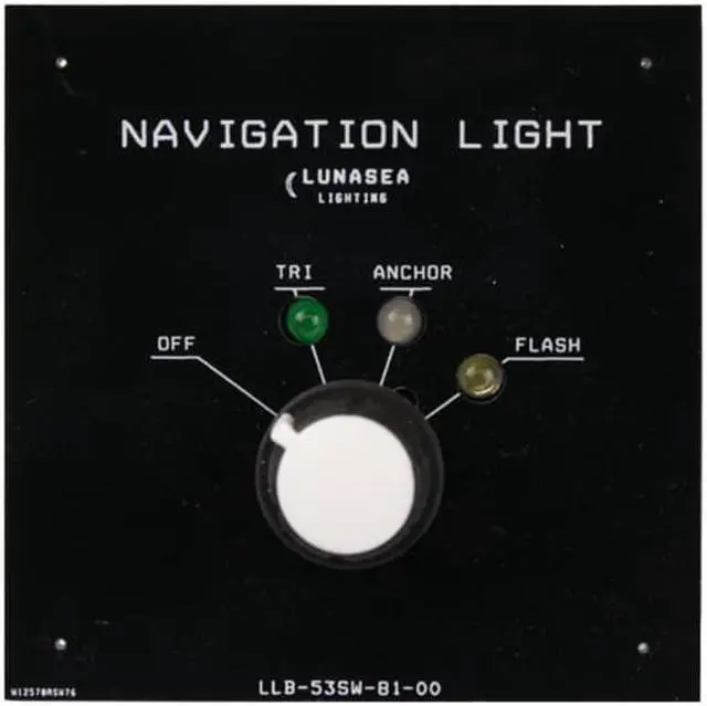 Alt view image 2 of 4 - Lunasea Tri/Anchor/Flash Fixture Switch