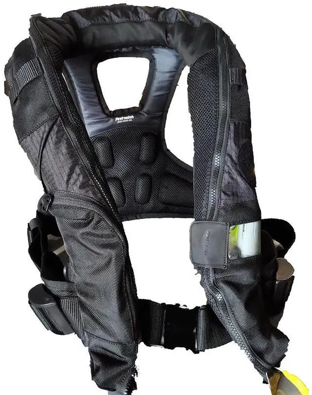 Alt view image 2 of 3 - First Watch FW40PRO Ergo Inflatable Auto - Black