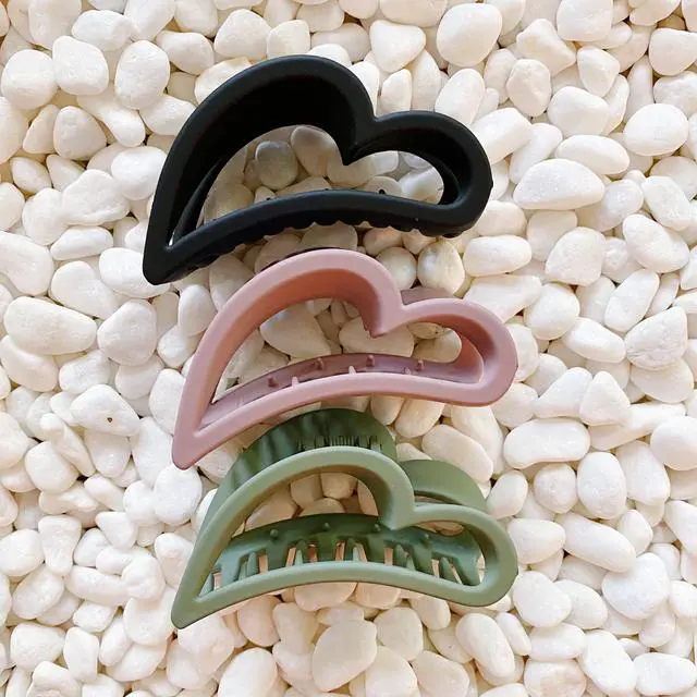 Main image of Behalf Of Your Heart Hair Claw Set