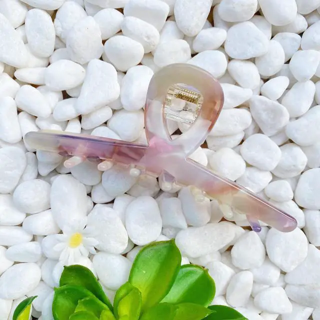 Main image of Barely There Hair Claw