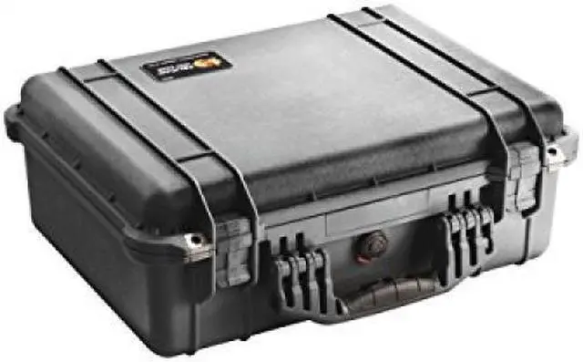 Main image of Pelican 1520 Case With Foam (Black)