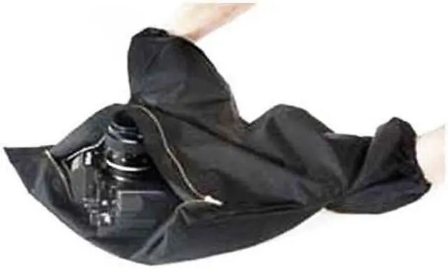 Main image of bower changing bag 16x17 inches. db301