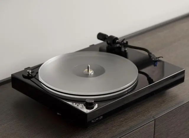 Alt view image 3 of 7 - Fluance High Density Frosted Acrylic Platter For Fluance Reference Turntables RT82/RT83/RT84/RT85, includes HiFi Vinyl Record Weight 760 gram Steel LP Disc Stabilizer