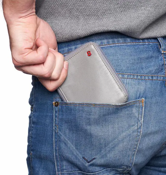 Alt view image 5 of 6 - Alpine Swiss Logan Zipper Bifold Wallet | All-Around Zip Closure | 13 Card Slots 2 Bill Sections | RFID Protected Premium Leather | Gift Box